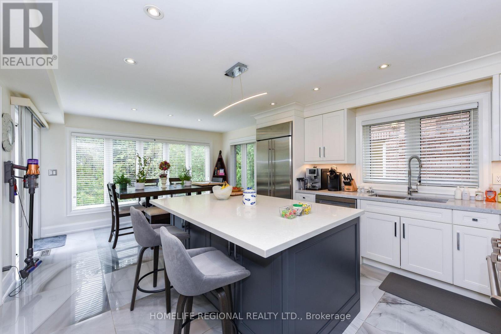 4009 River Mill Way, Mississauga, ON - Indoor