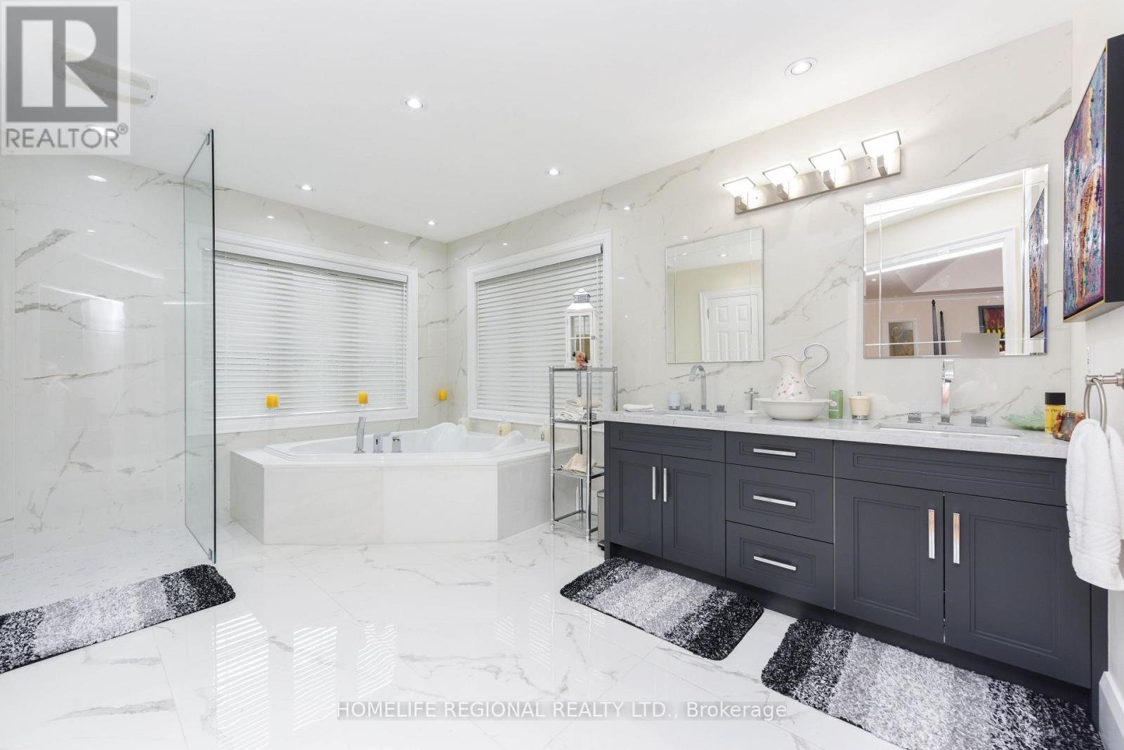 4009 River Mill Way, Mississauga, ON - Indoor Photo Showing Bathroom