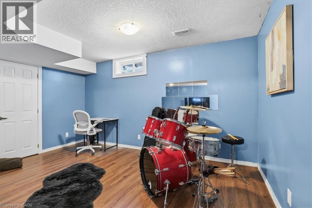 361 Sienna Crescent, Kitchener, ON - Indoor Photo Showing Office