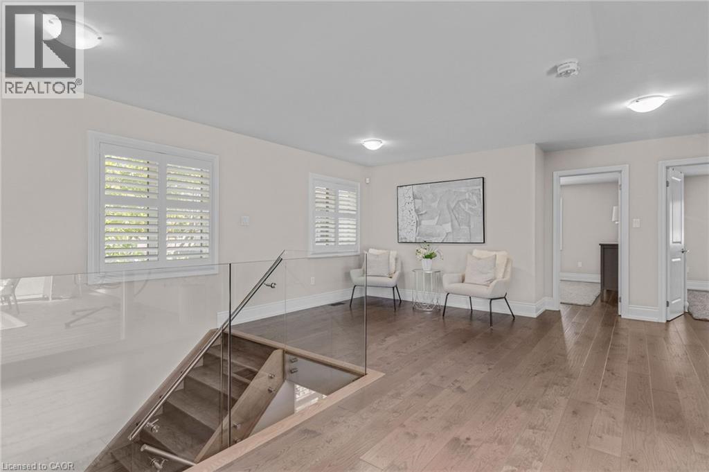 958 Beach Boulevard, Hamilton, ON - Indoor Photo Showing Other Room