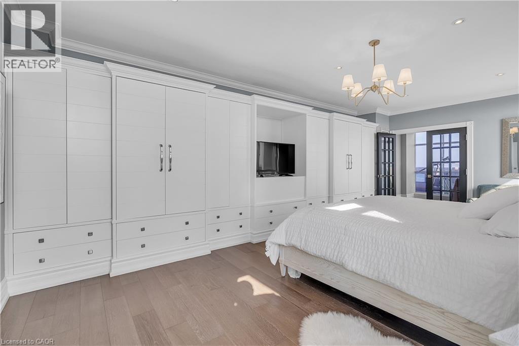 1237 North Shore Boulevard E Unit# 1201, Burlington, ON - Indoor Photo Showing Bedroom