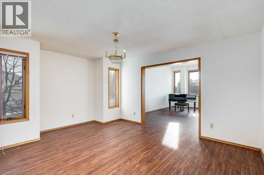 Dining Room - 106 Sienna Hills Drive Sw, Calgary, AB - Indoor Photo Showing Other Room