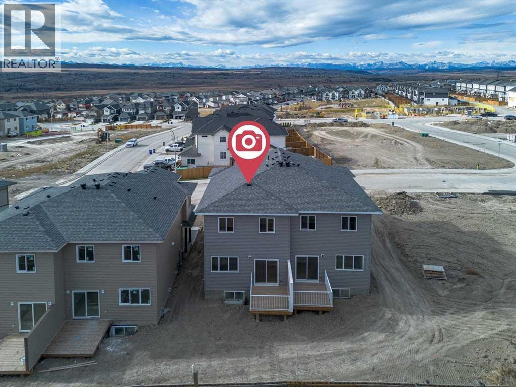 90 Heritage Circle, Cochrane, AB - Outdoor With View