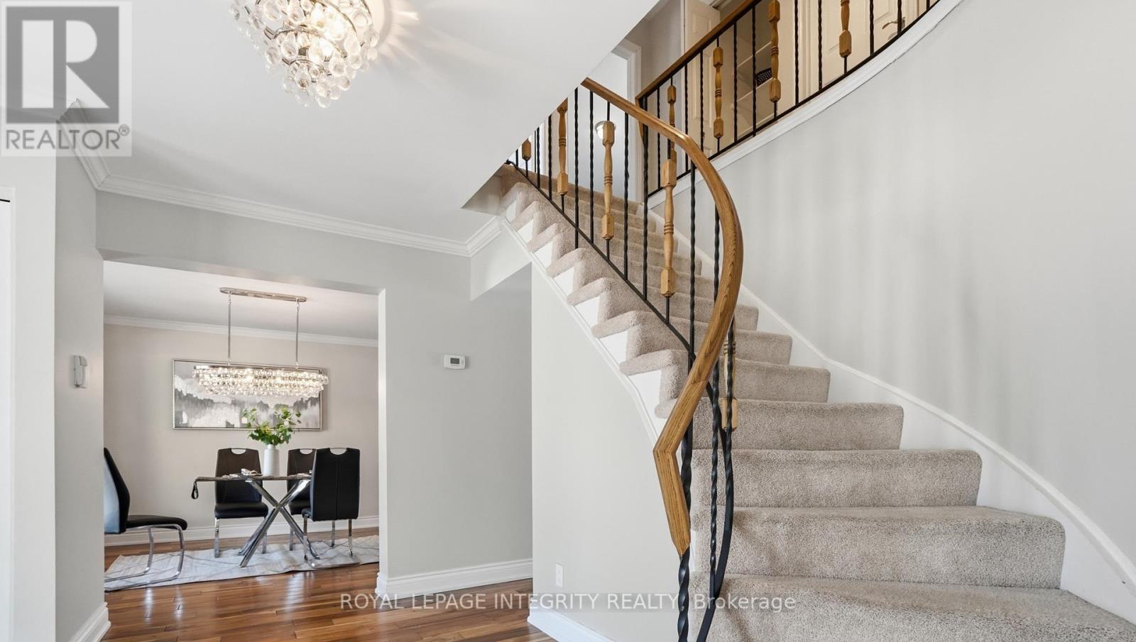 1055 Plante Drive, Ottawa, ON - Indoor Photo Showing Other Room