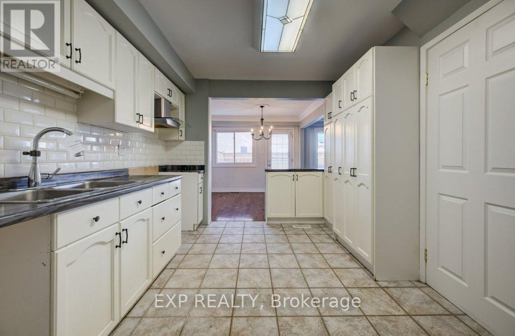 54 Nicklaus Drive, Hamilton (Vincent), ON
