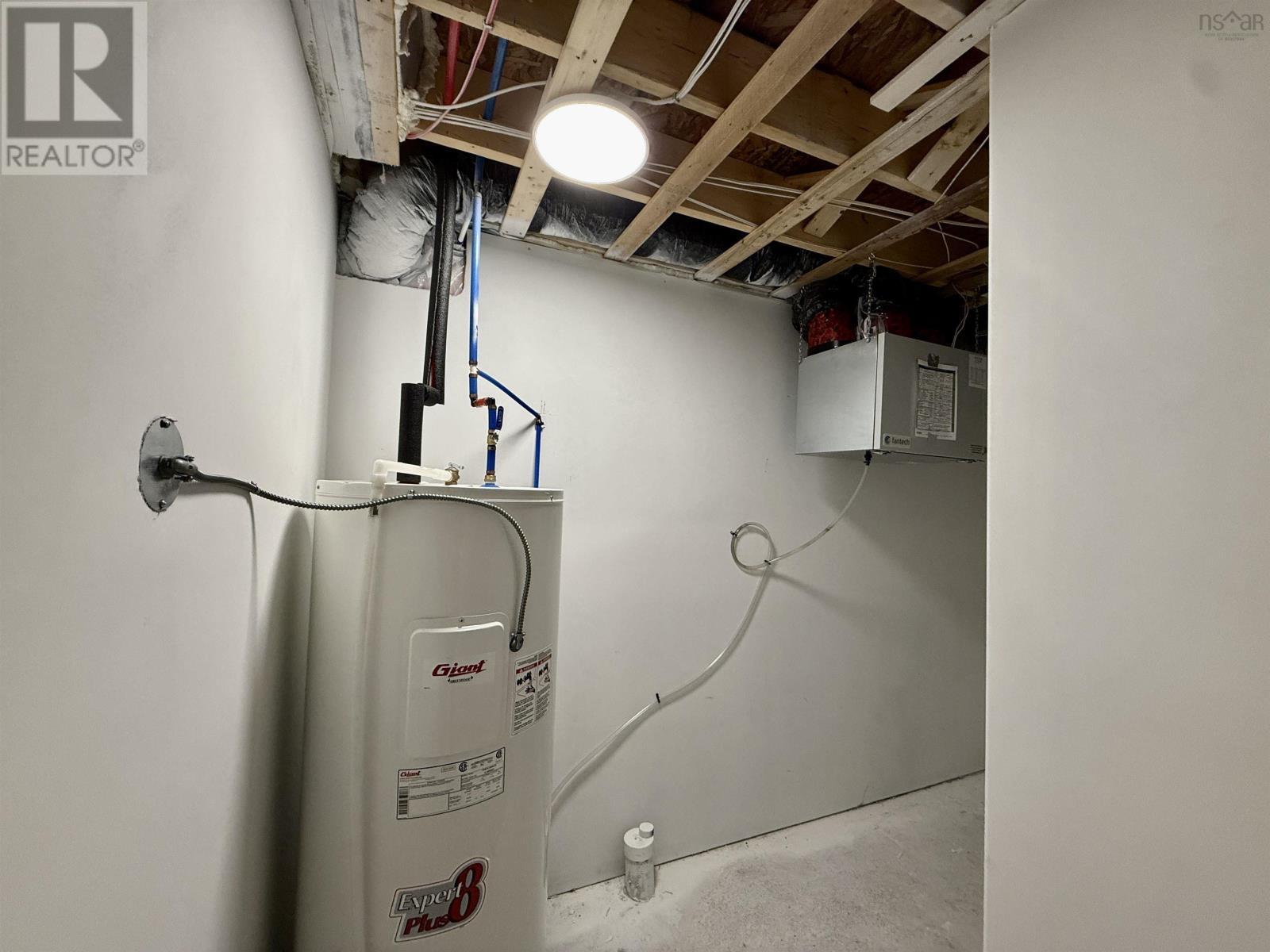 15 Brick Lane, Halifax, NS - Indoor Photo Showing Basement