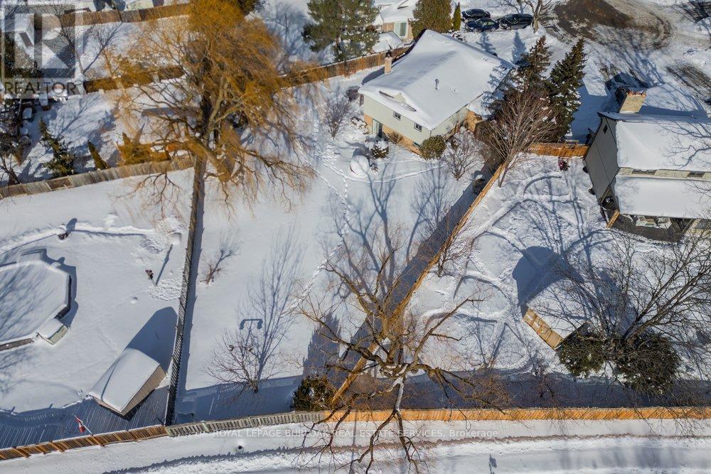 2162 Pauline Court, Burlington, ON - Outdoor With View