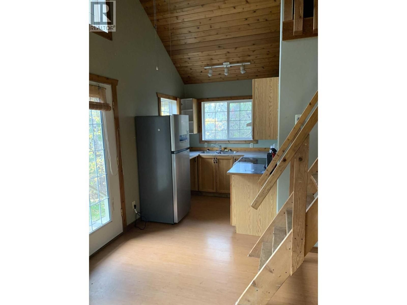 5525 Ducksway Road, Winlaw, BC - Indoor Photo Showing Other Room