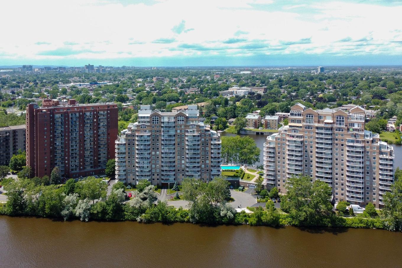 Vue d'ensemble - 307-520 Place Juge-Desnoyers, Laval (Pont-Viau), QC - Outdoor With View