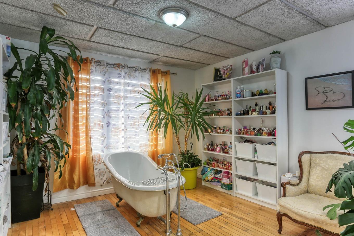 Bathroom - 578 8E Avenue, Shawinigan, QC - Indoor Photo Showing Other Room