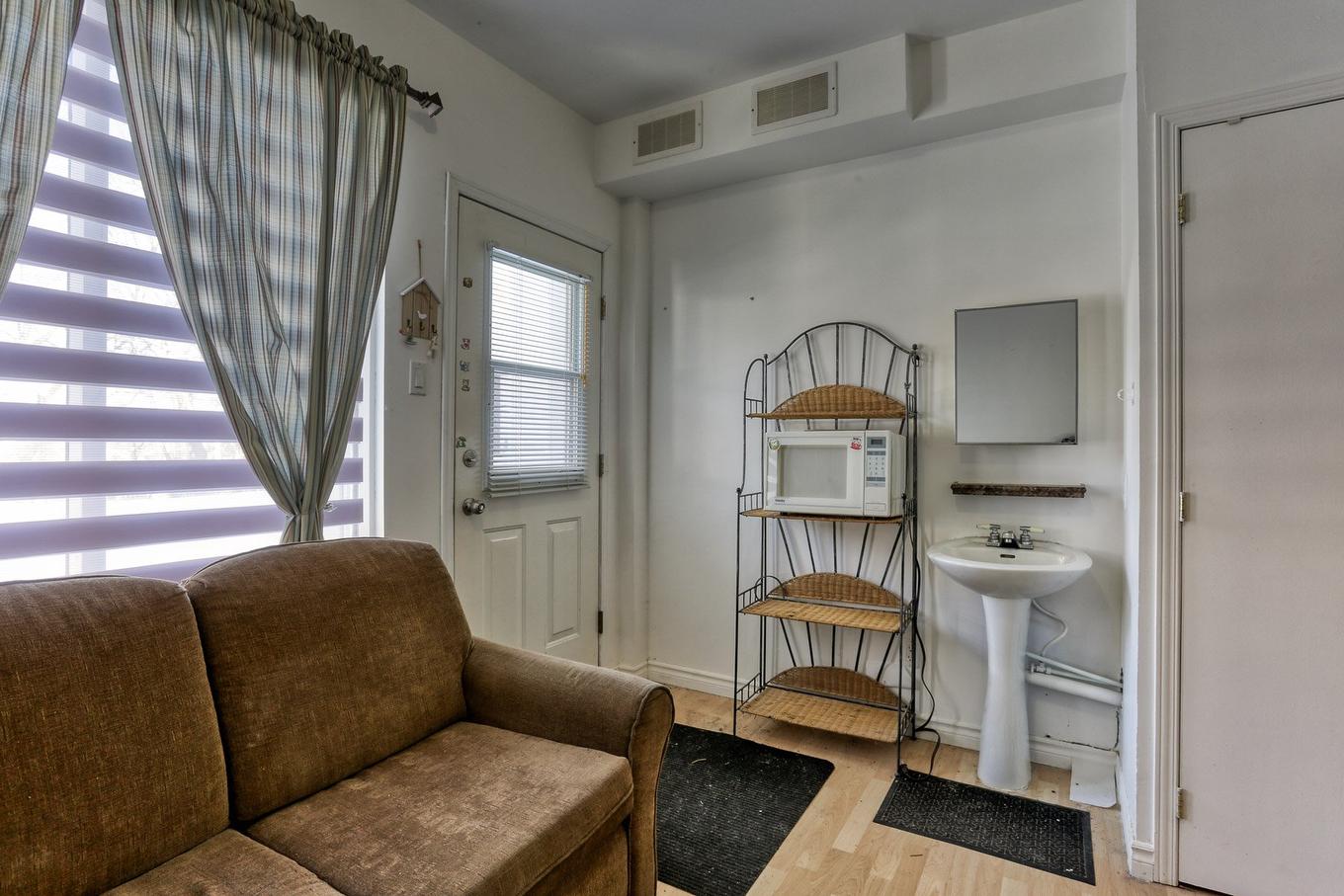 Living room - 578 8E Avenue, Shawinigan, QC - Indoor