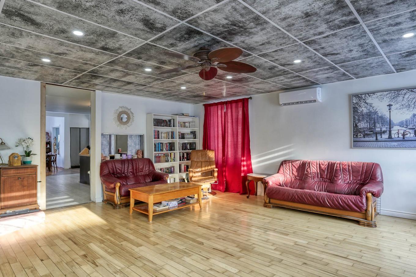 Living room - 578 8E Avenue, Shawinigan, QC - Indoor