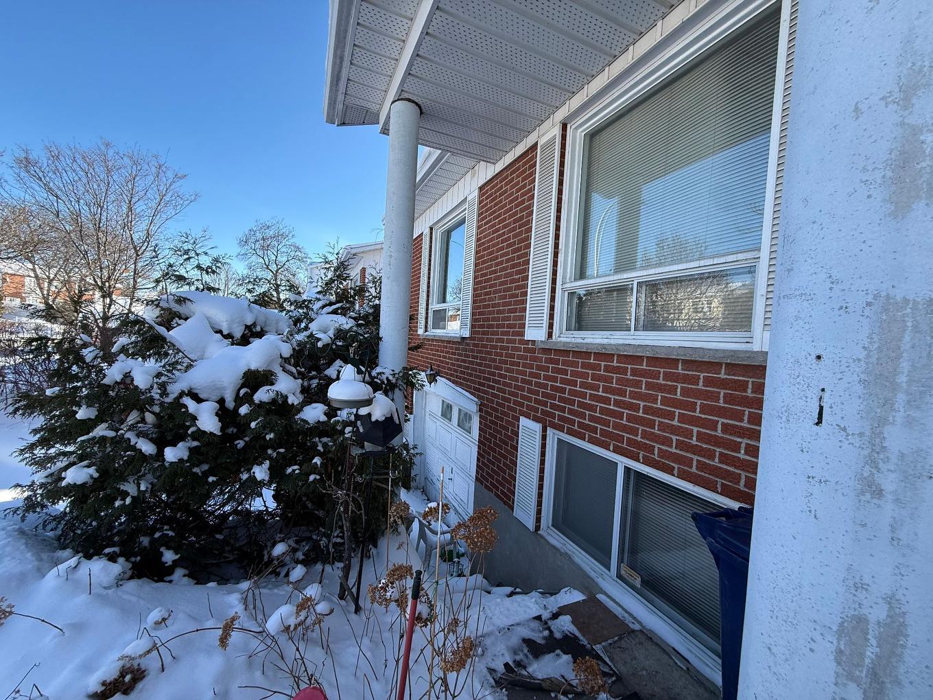 Façade - 3985 Rue Frémont, Laval (Chomedey), QC - Outdoor With Exterior