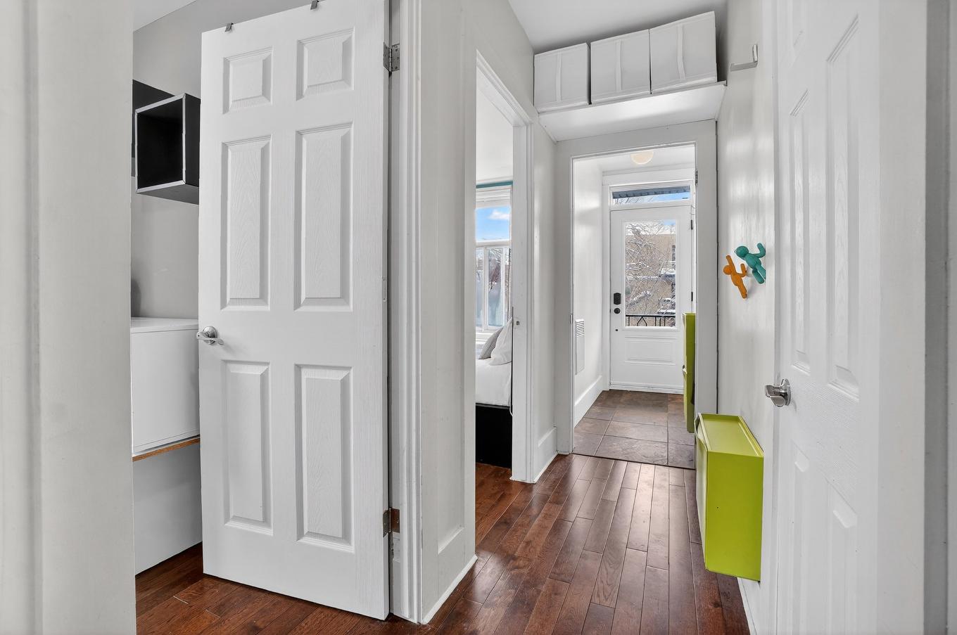 Hall d'entrée/Vestibule - 4784 Rue Parthenais, Montréal (Le Plateau-Mont-Royal), QC - Indoor Photo Showing Other Room