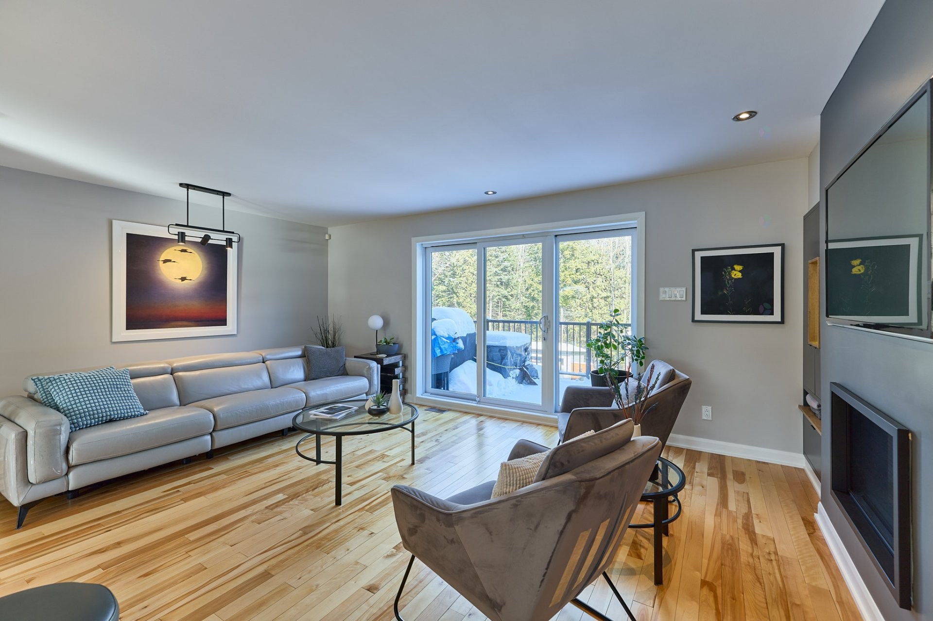 Living Room - 461 Rue De St-Gabriel, Mascouche, QC - Indoor Photo Showing Living Room