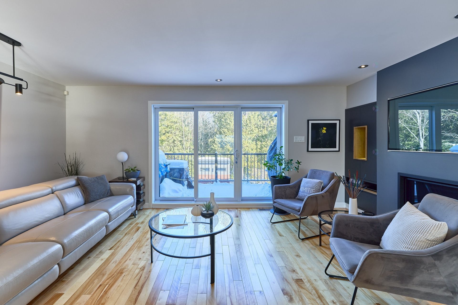 Living Room - 461 Rue De St-Gabriel, Mascouche, QC - Indoor Photo Showing Living Room