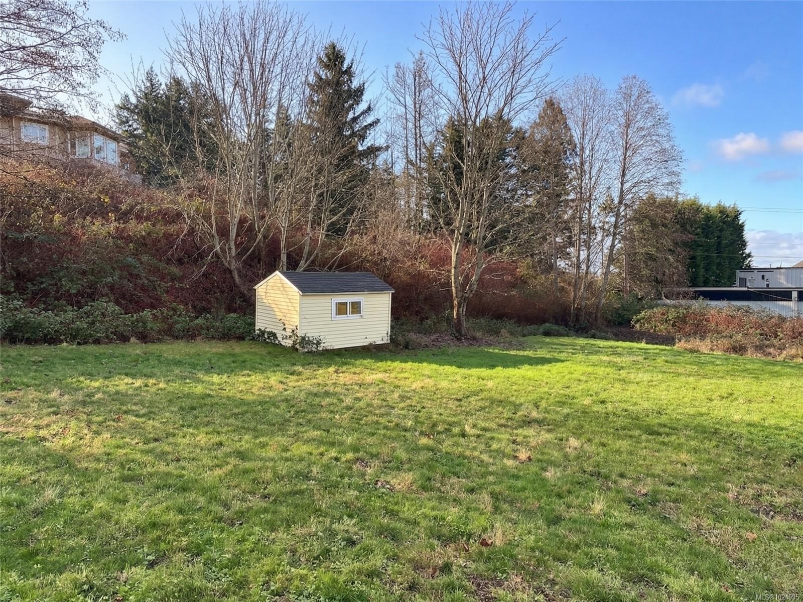 98 Beech St, Comox, BC
