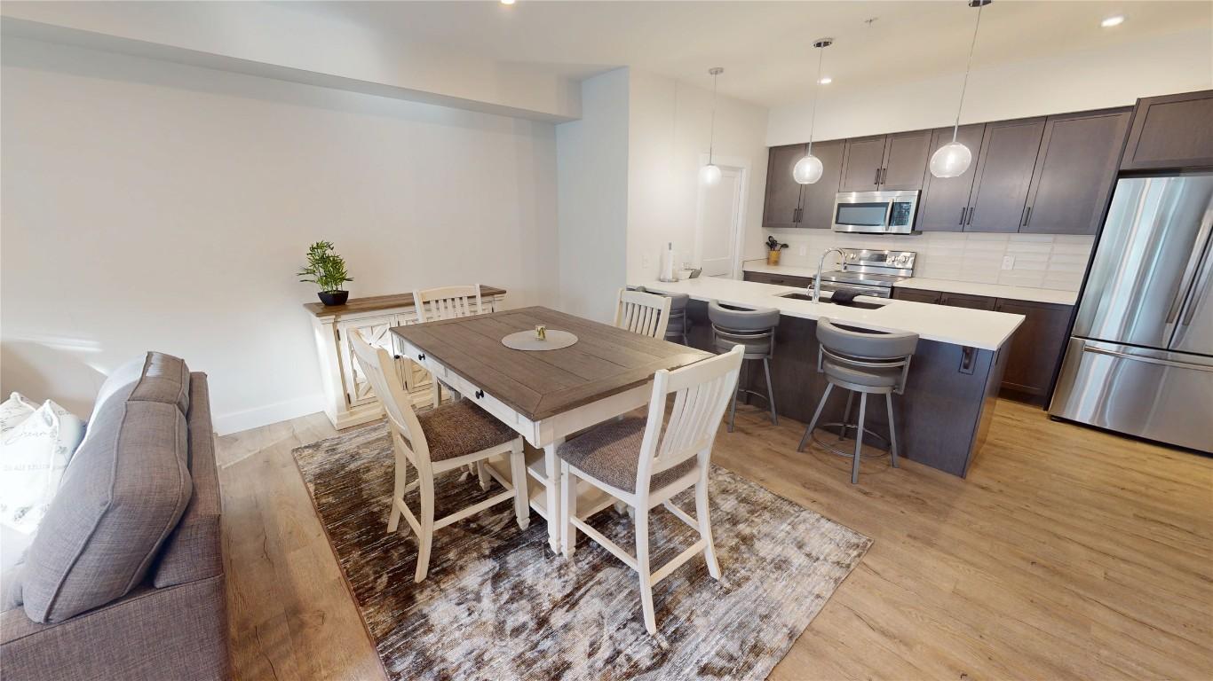 212-355 Legacy Lookout, Cranbrook, BC - Indoor Photo Showing Other Room