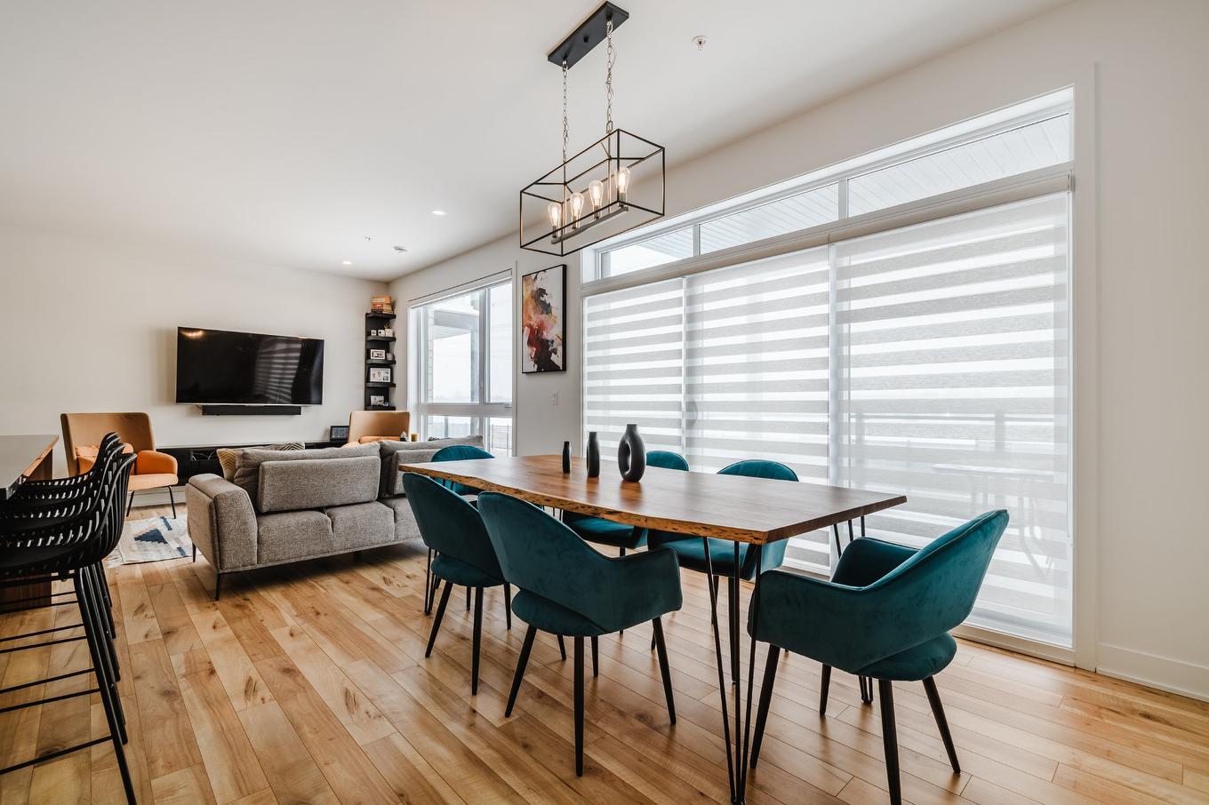 Dining room - 206-3660 Rue Roland-Marquette, Longueuil (Saint-Hubert), QC - Indoor Photo Showing Dining Room