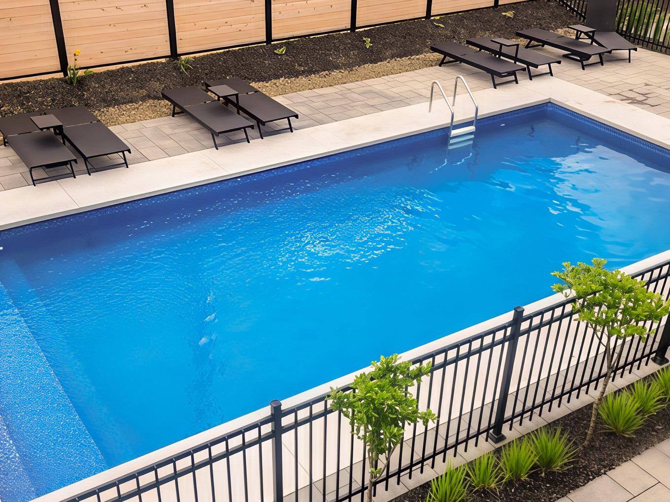 Pool - 206-3660 Rue Roland-Marquette, Longueuil (Saint-Hubert), QC - Outdoor With In Ground Pool