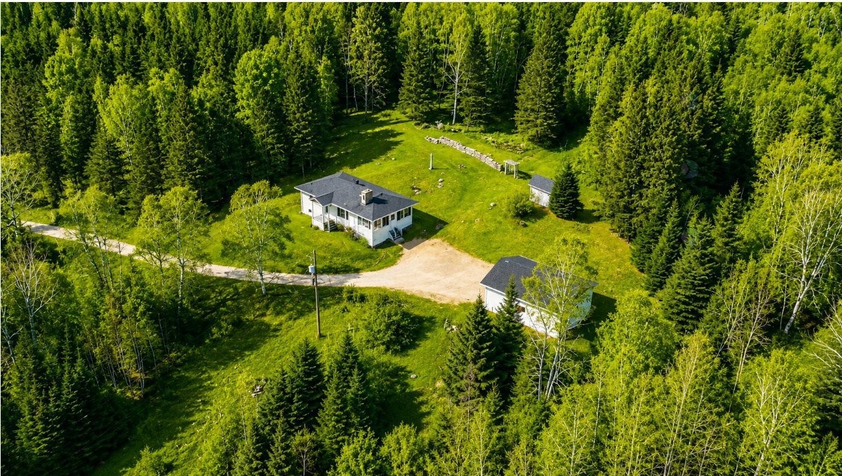 Photo aérienne - 6560 Ch. Brassard, Saint-Zénon, QC