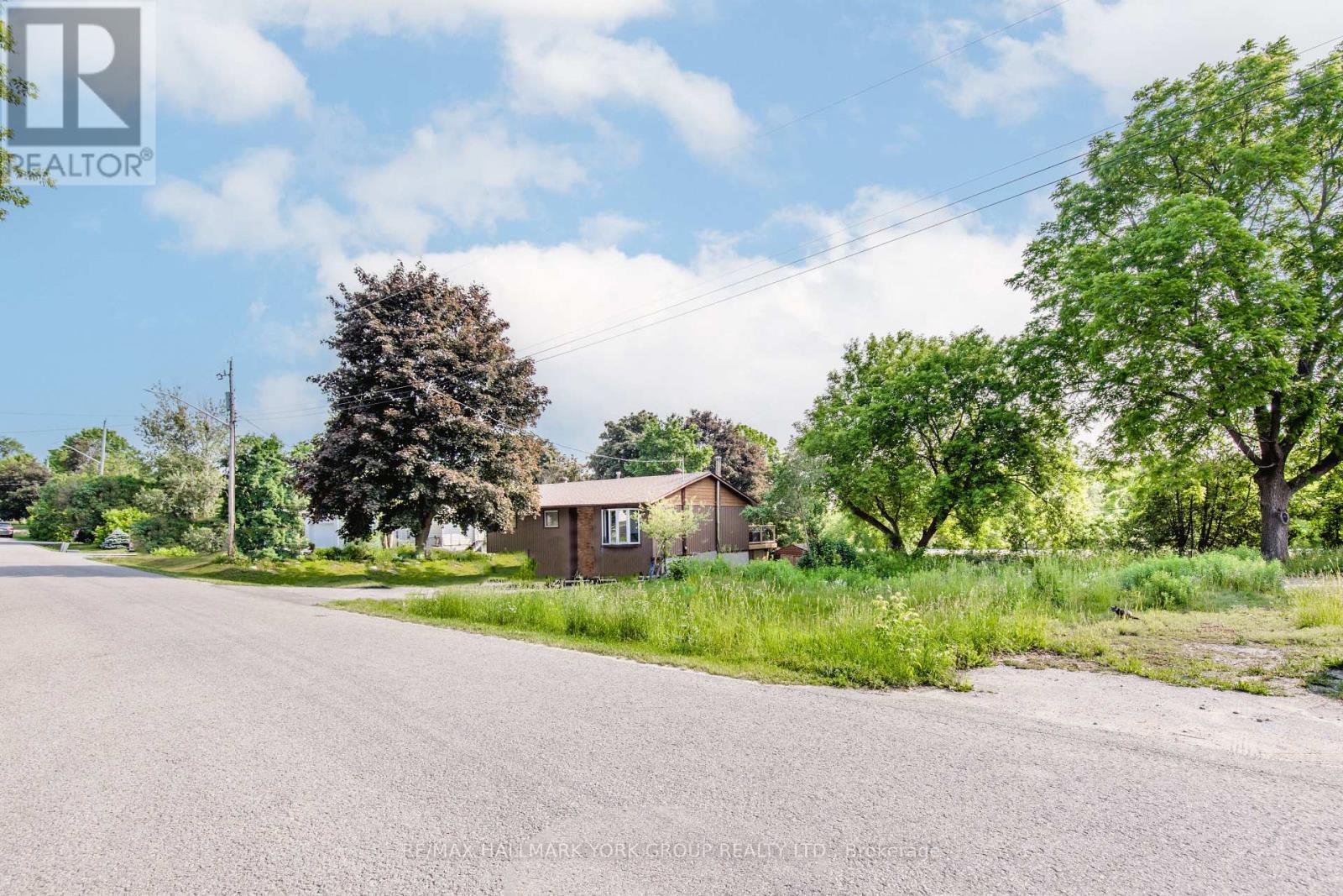 10 First Street, Orillia, ON