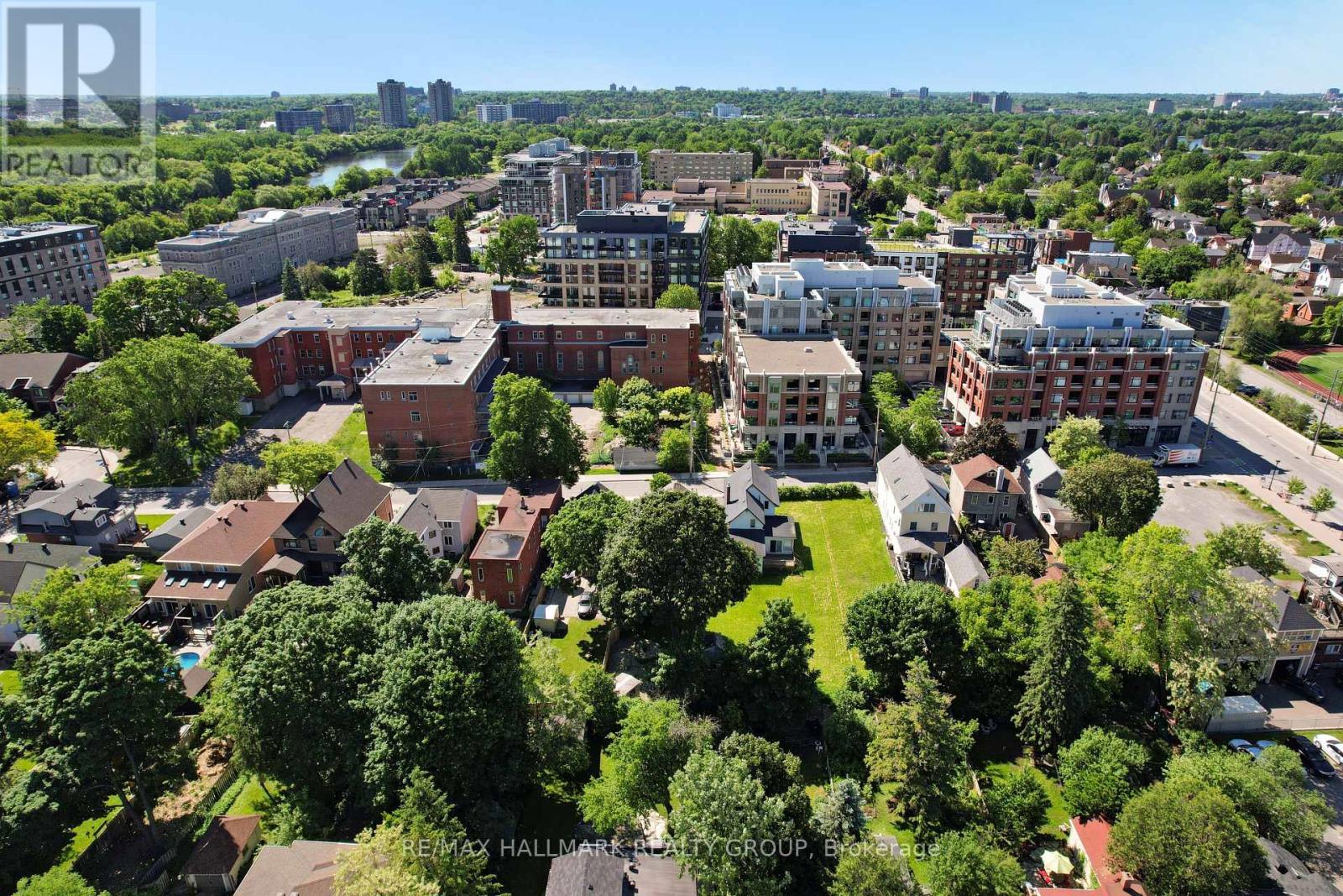 67 Springhurst Avenue, Ottawa, ON