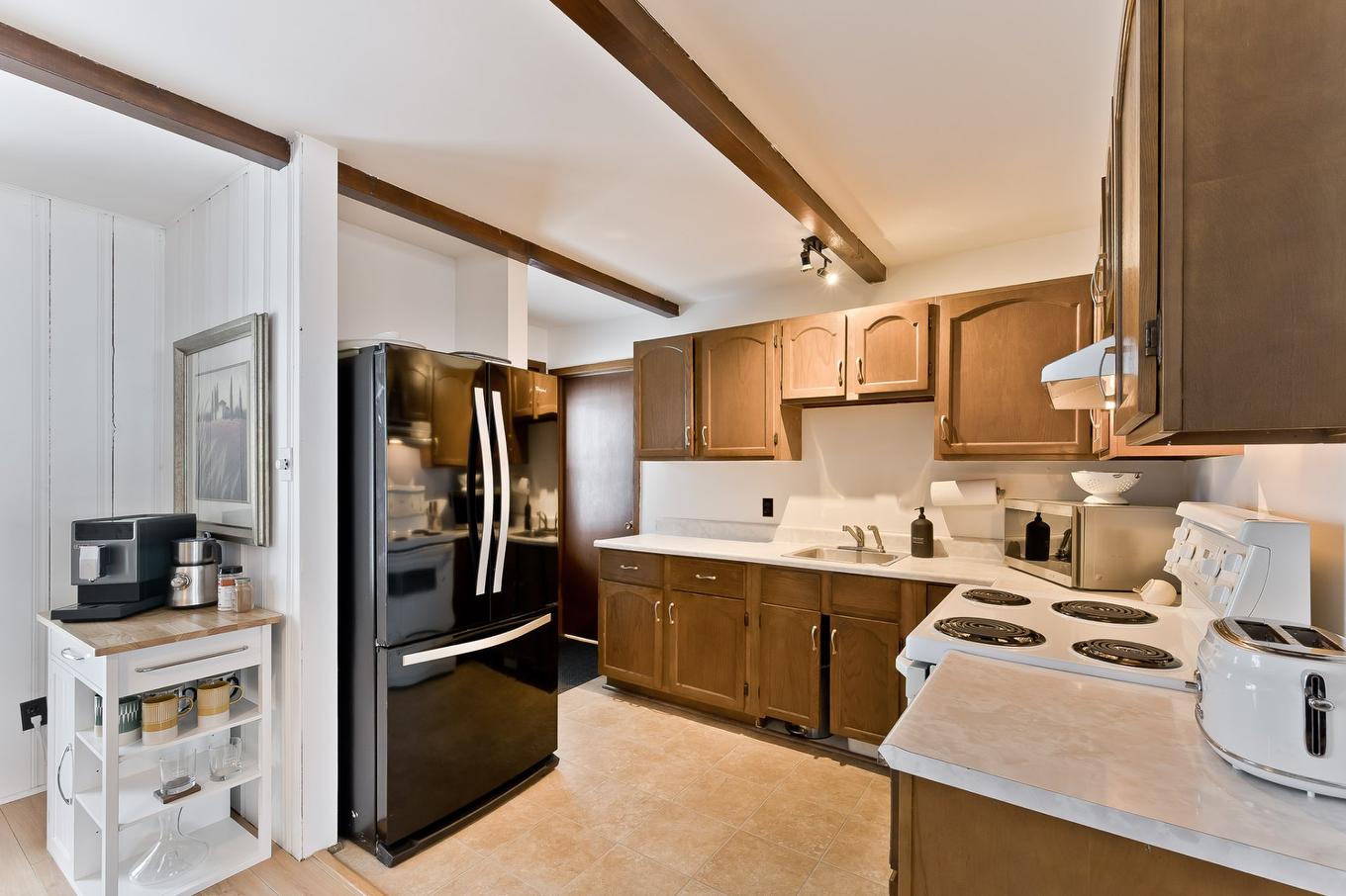 Cuisine - 410 Av. Des Aunes, Magog, QC - Indoor Photo Showing Kitchen