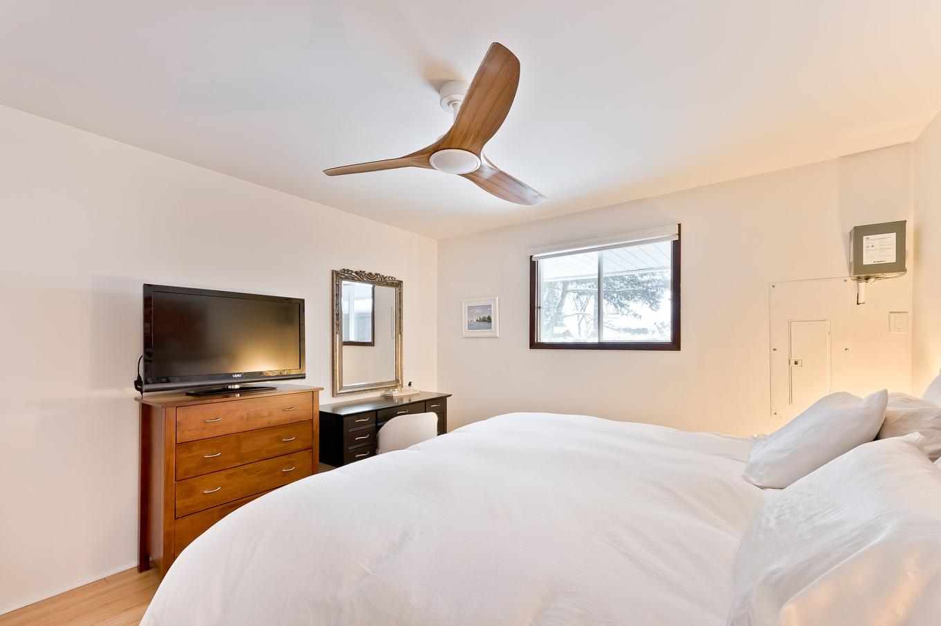 Chambre à coucher principale - 410 Av. Des Aunes, Magog, QC - Indoor Photo Showing Bedroom