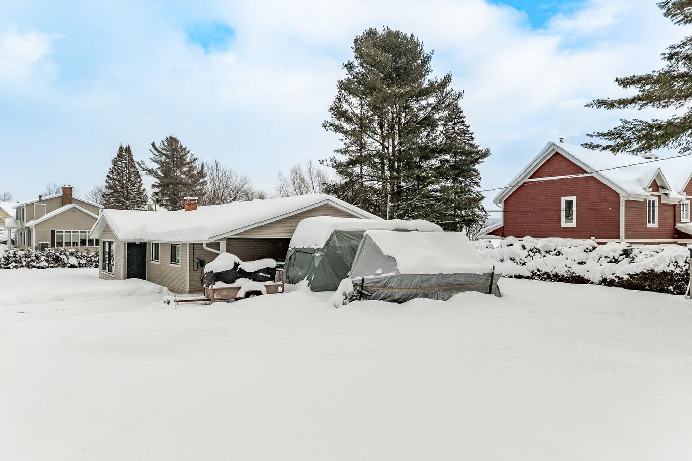 Vue d'ensemble - 410 Av. Des Aunes, Magog, QC - Outdoor