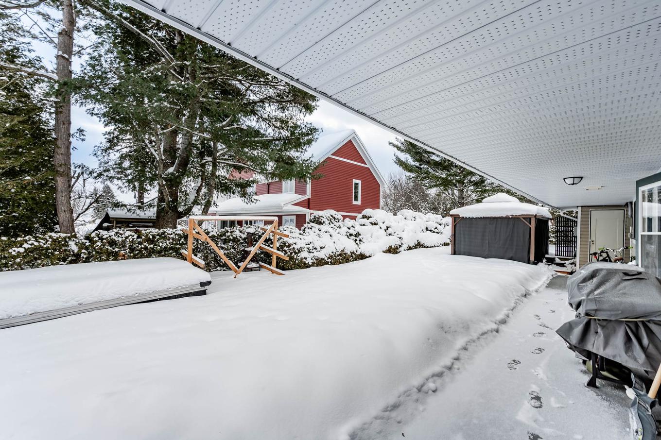 Vue d'ensemble - 410 Av. Des Aunes, Magog, QC - Outdoor