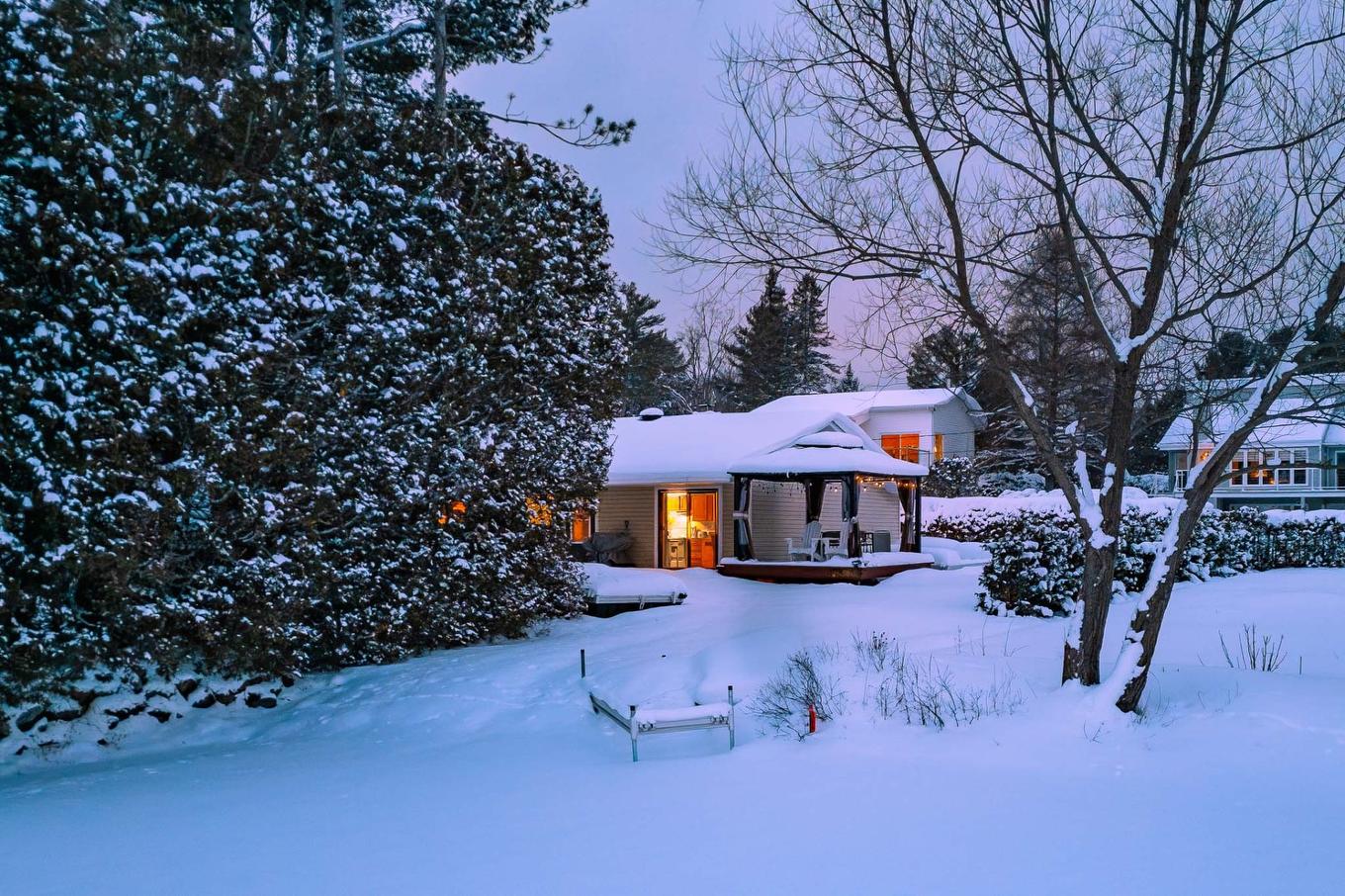 Face arrière - 410 Av. Des Aunes, Magog, QC - Outdoor