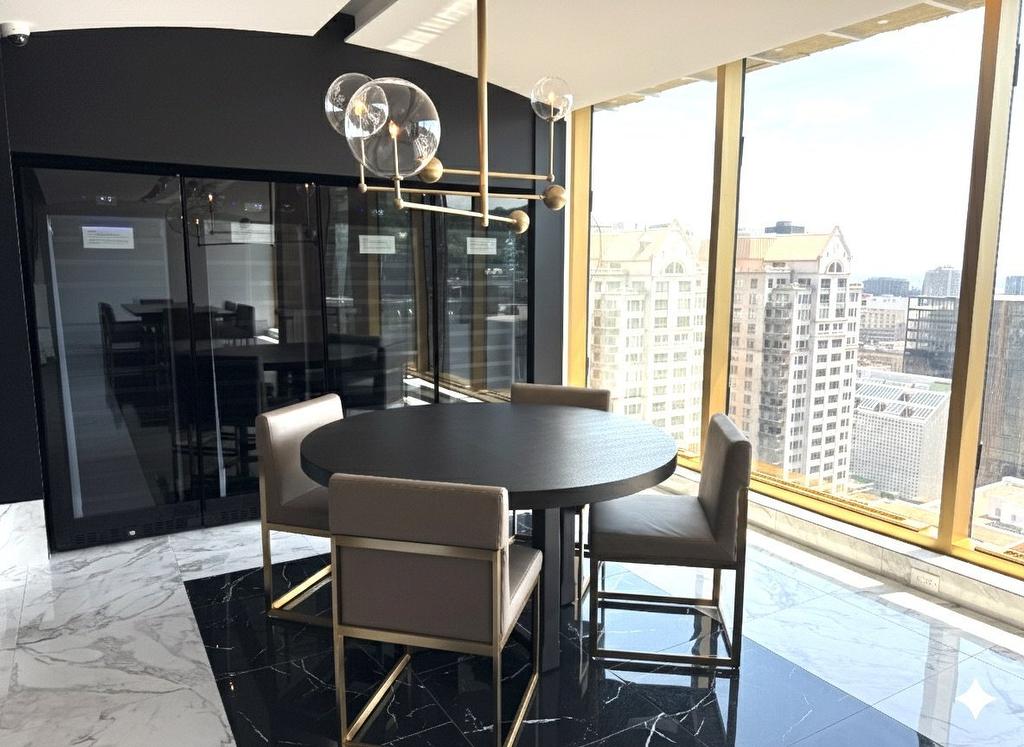 Cave à vin - Ph2605-2060 Rue Peel, Montréal (Ville-Marie), QC - Indoor Photo Showing Dining Room