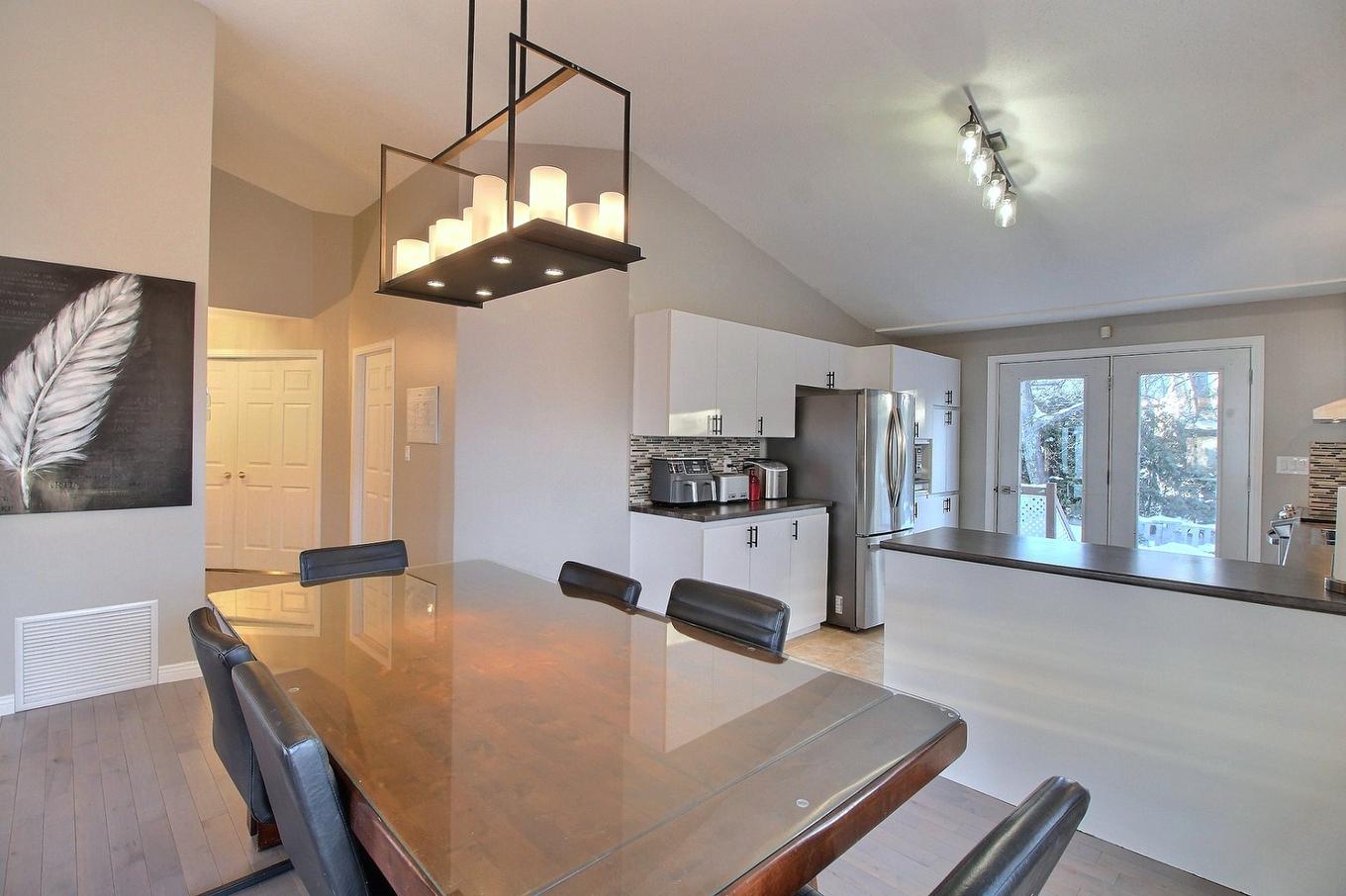 Vue d'ensemble - 316 Rue Canadienne, Val-D'Or, QC - Indoor Photo Showing Dining Room