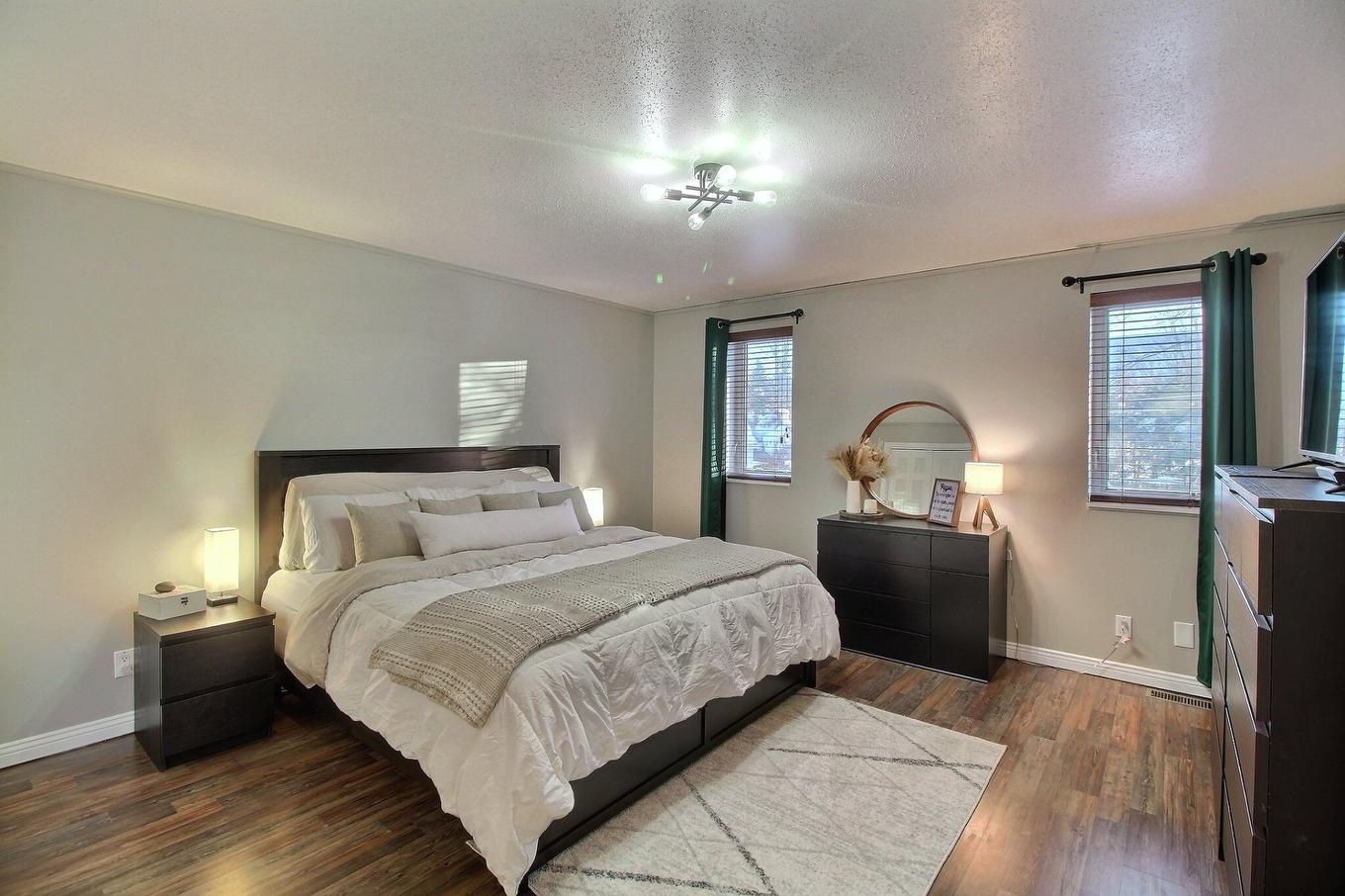 Chambre à coucher principale - 316 Rue Canadienne, Val-D'Or, QC - Indoor Photo Showing Bedroom