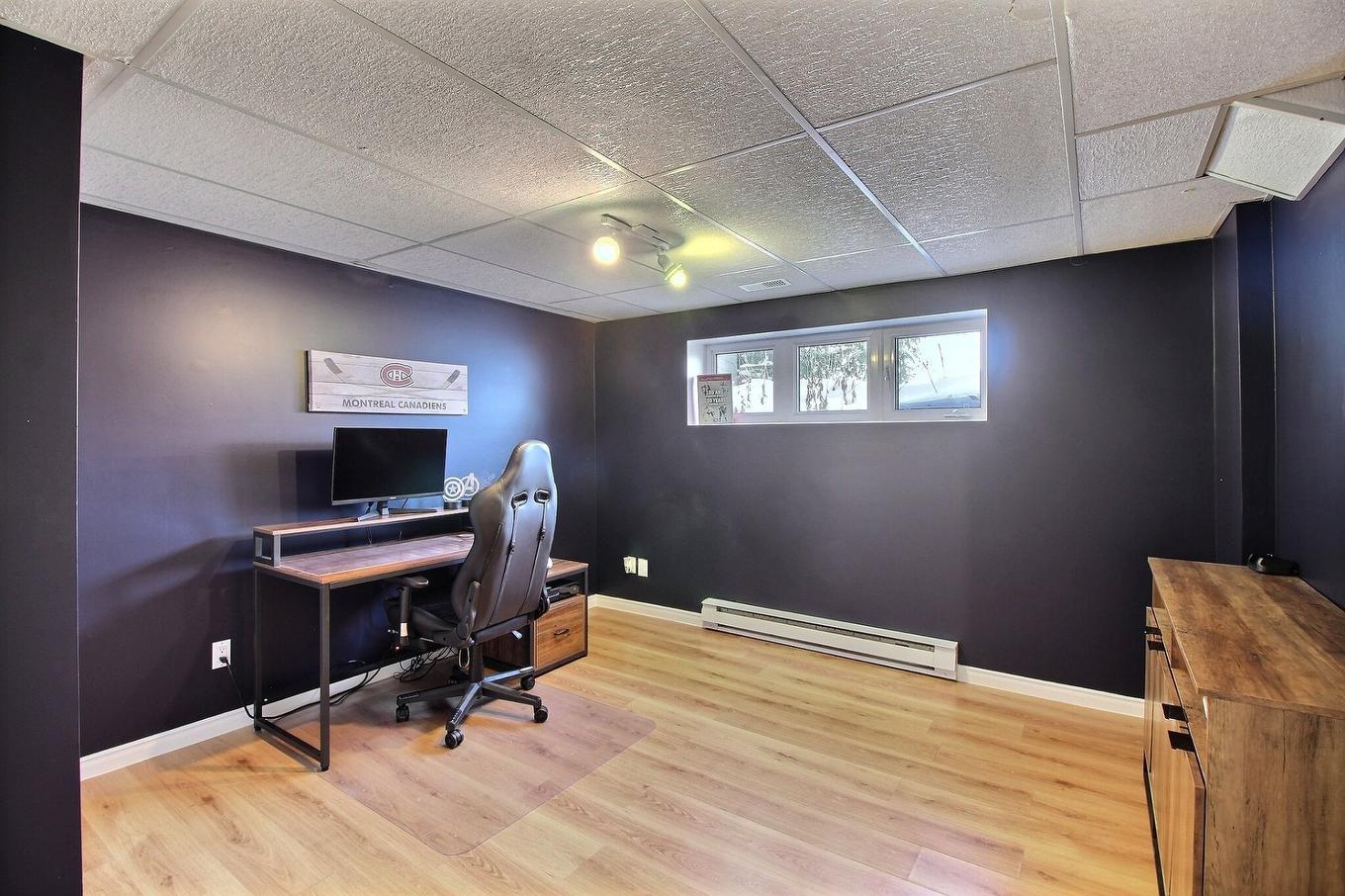 Chambre à coucher - 316 Rue Canadienne, Val-D'Or, QC - Indoor Photo Showing Office