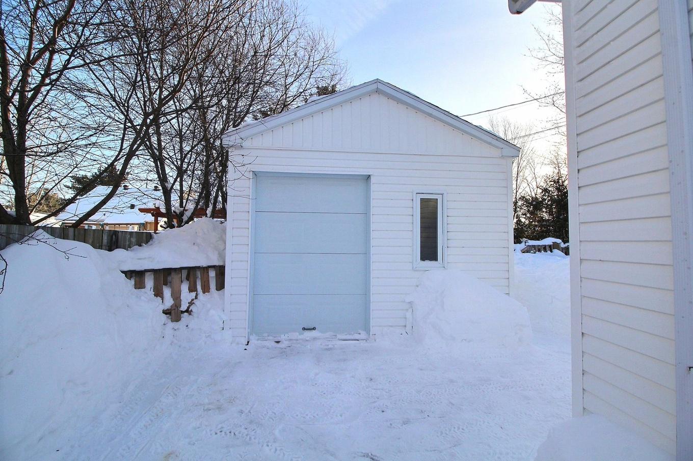 Remise - 316 Rue Canadienne, Val-D'Or, QC - Outdoor With Exterior