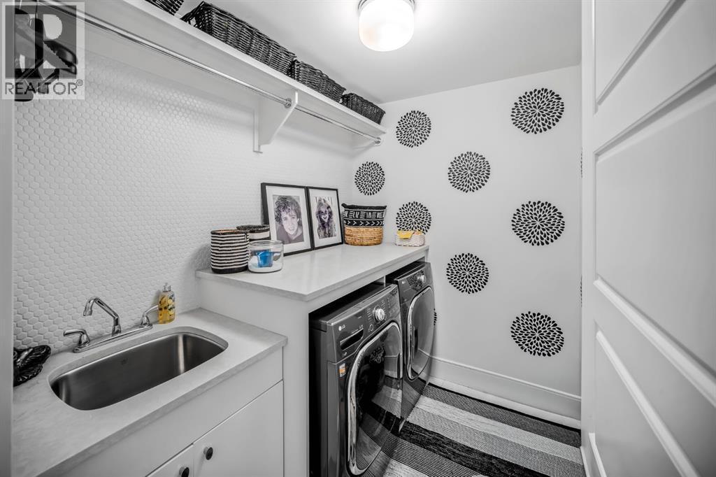 1910 48 Avenue Sw, Calgary, AB - Indoor Photo Showing Laundry Room