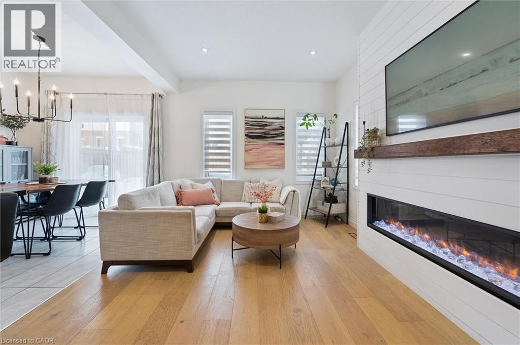 447 Moorlands Crescent, Kitchener, ON - Indoor Photo Showing Living Room With Fireplace
