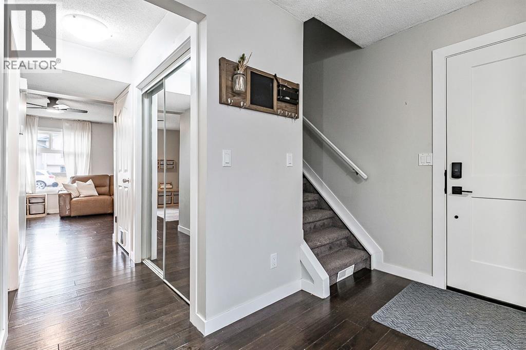 hallway pantry - 29 Green Meadow Crescent, Strathmore, AB - Indoor Photo Showing Other Room