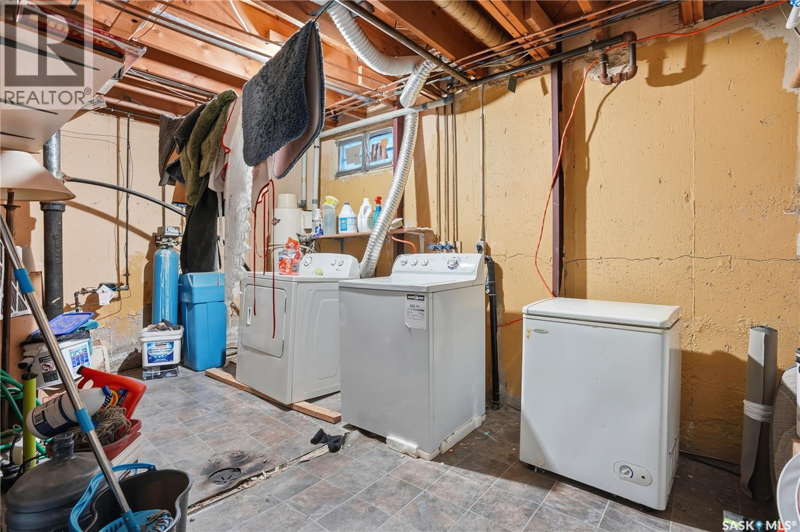 4111 Mcphail Avenue, Regina, SK - Indoor Photo Showing Laundry Room