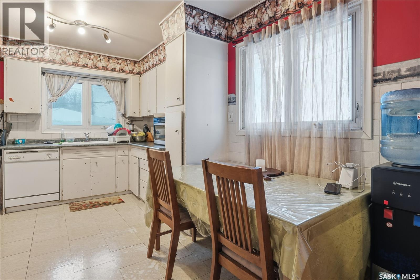 4111 Mcphail Avenue, Regina, SK - Indoor