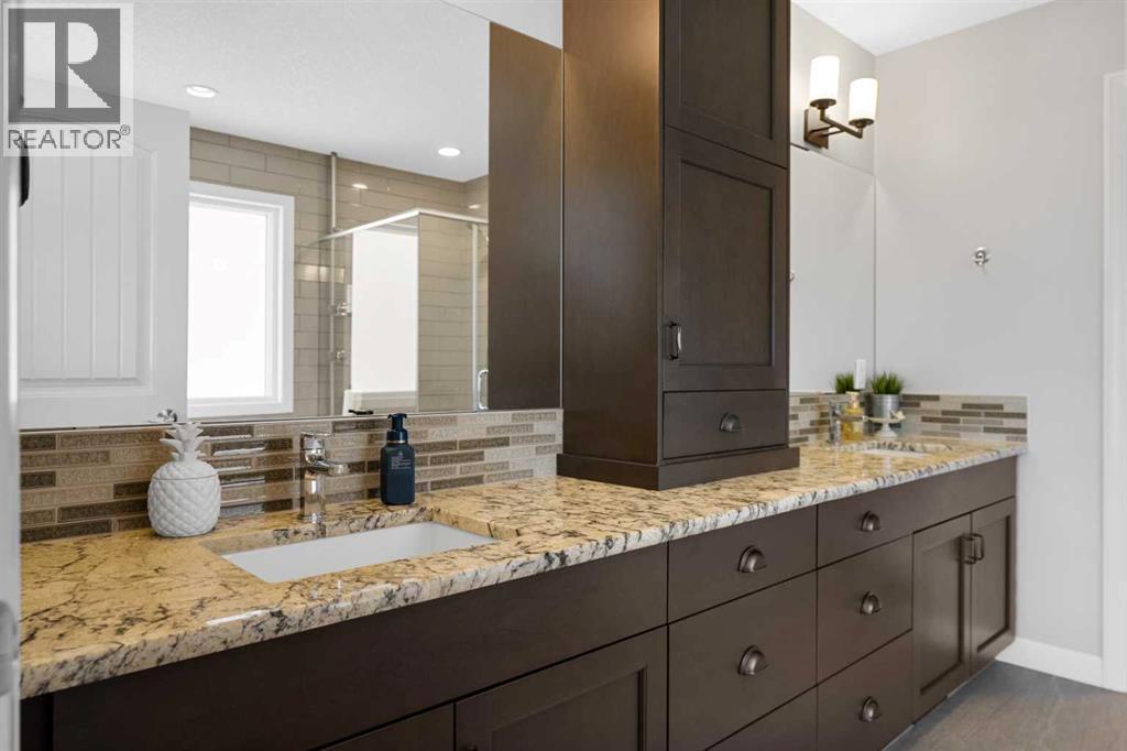 103 Masters Rise Se, Calgary, AB - Indoor Photo Showing Bathroom