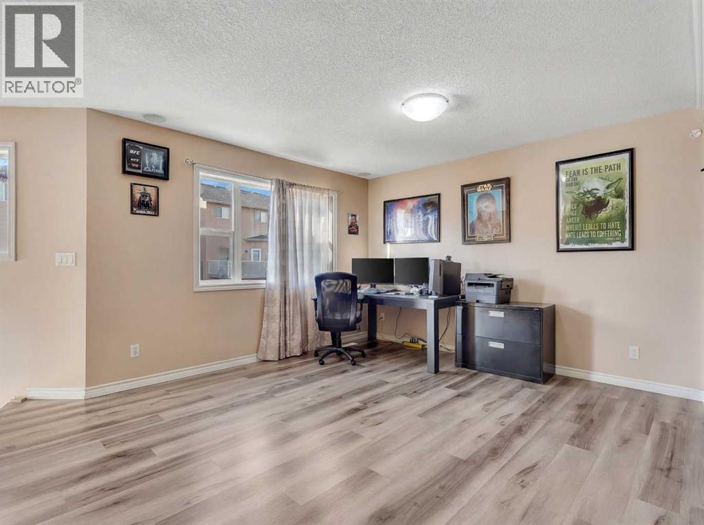 Bonus Room - 60 Sherwood Way Nw, Calgary, AB - Indoor Photo Showing Other Room