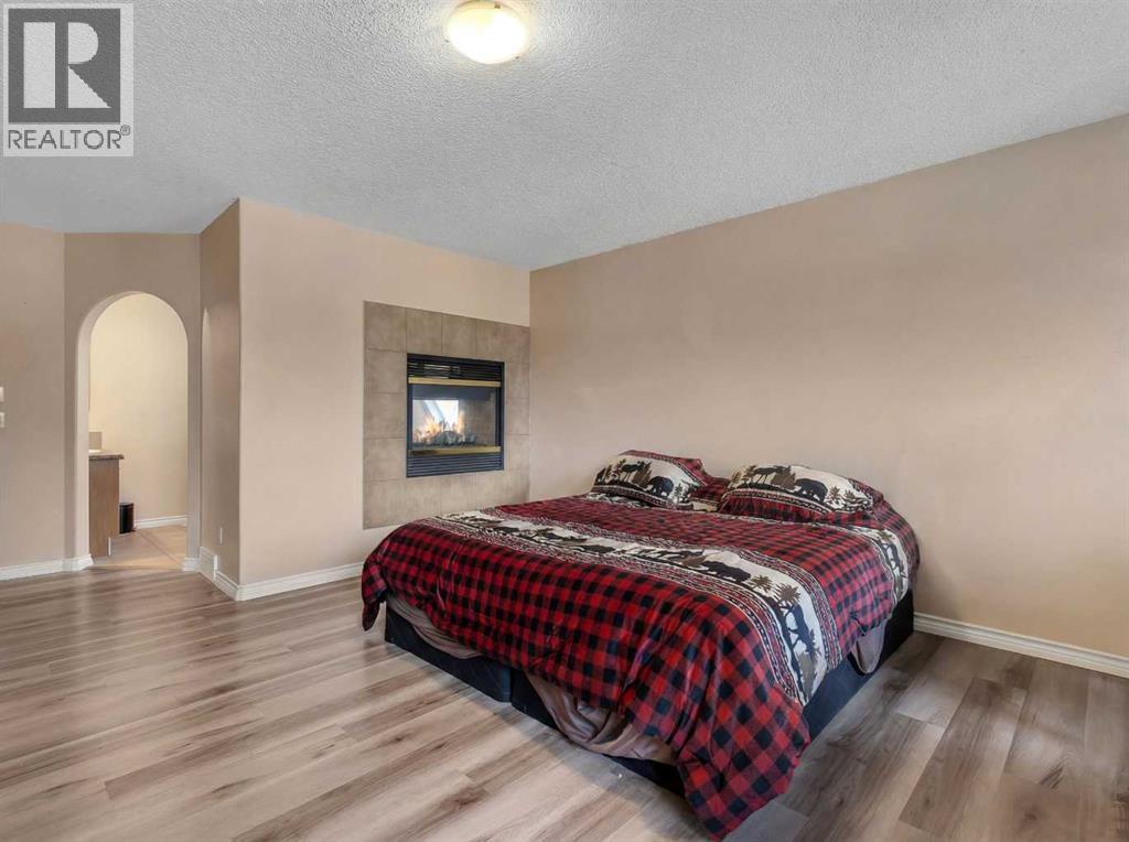 Primary - 60 Sherwood Way Nw, Calgary, AB - Indoor Photo Showing Bedroom