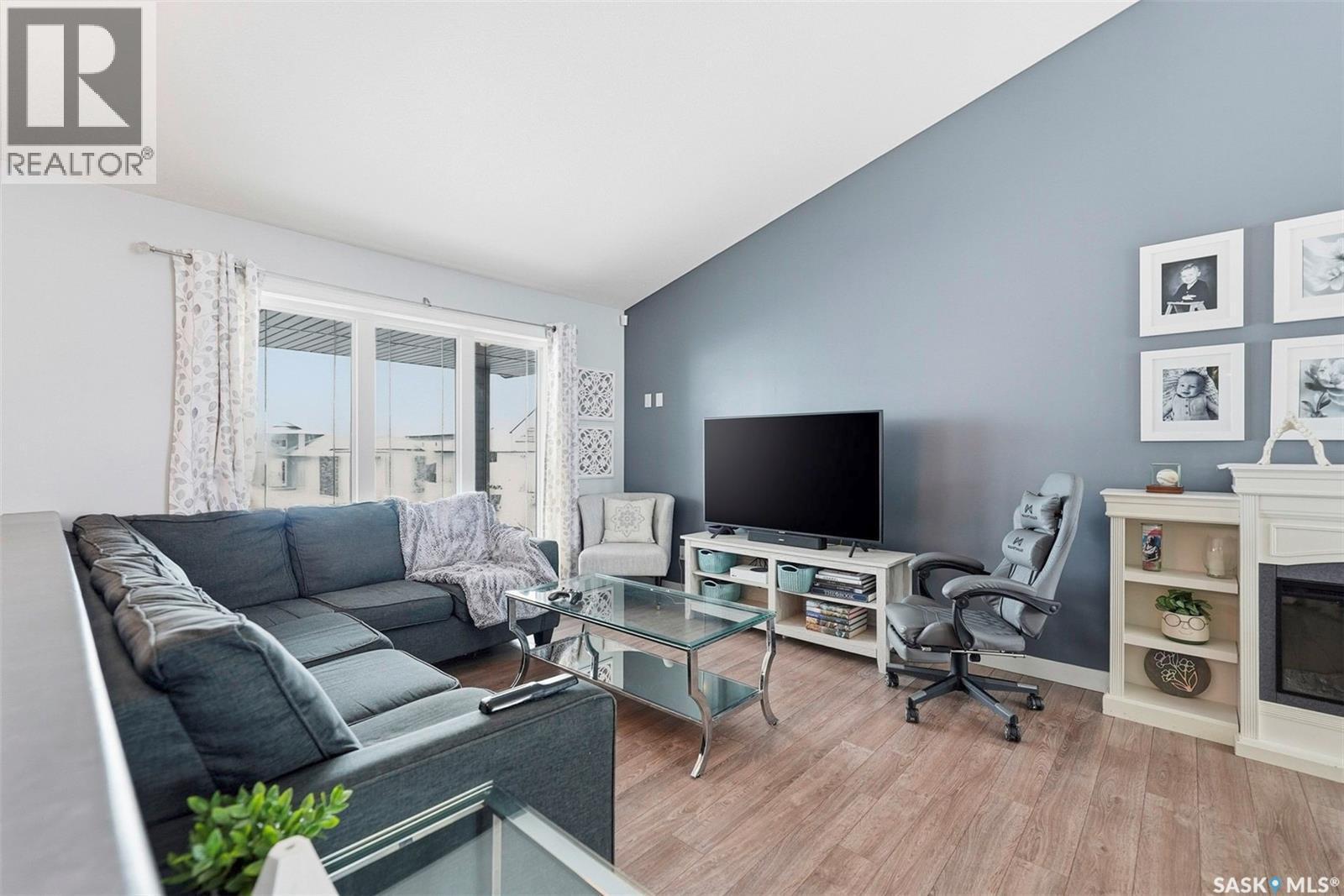 536 Palmer Crescent, Warman, SK - Indoor