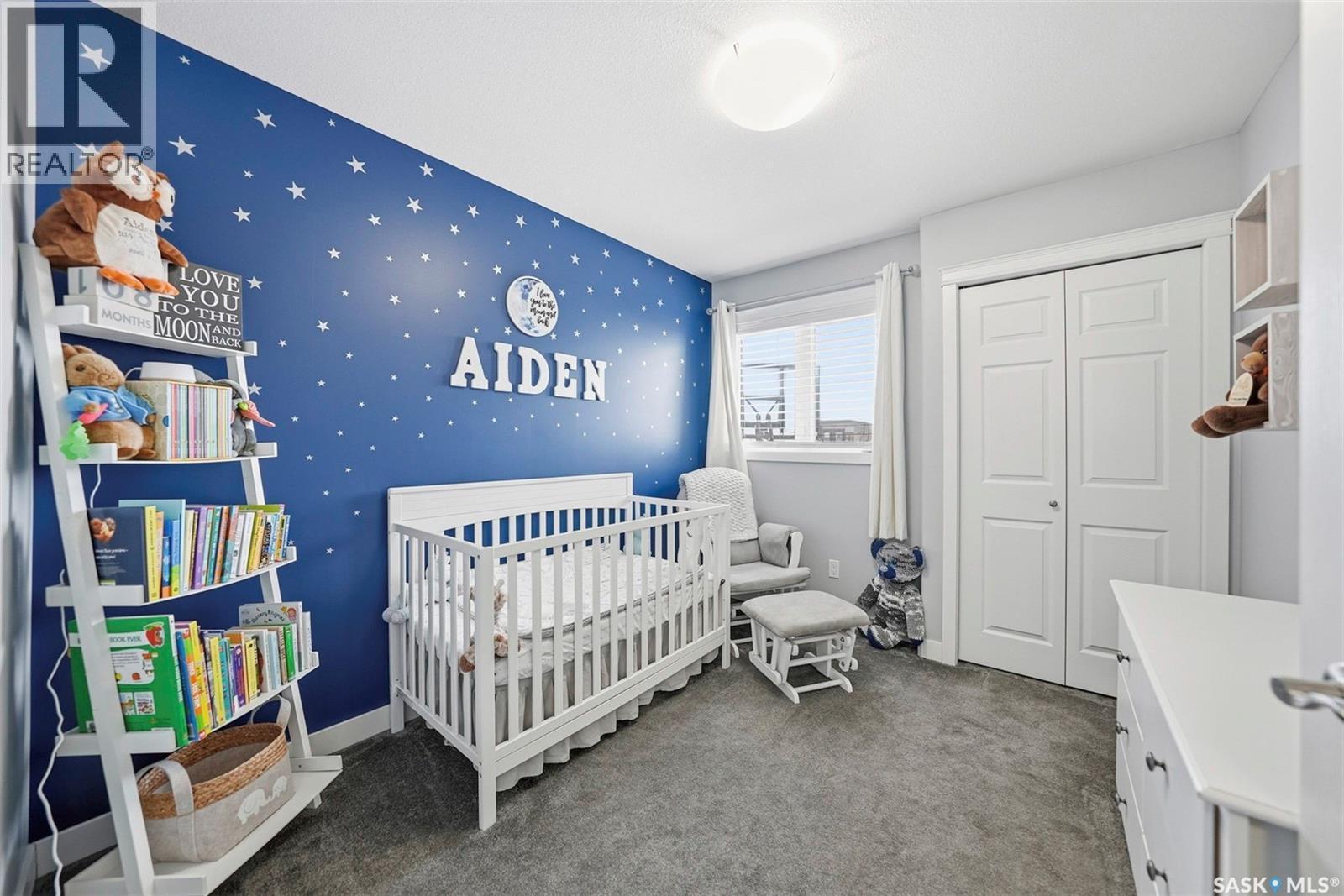 536 Palmer Crescent, Warman, SK - Indoor Photo Showing Bedroom