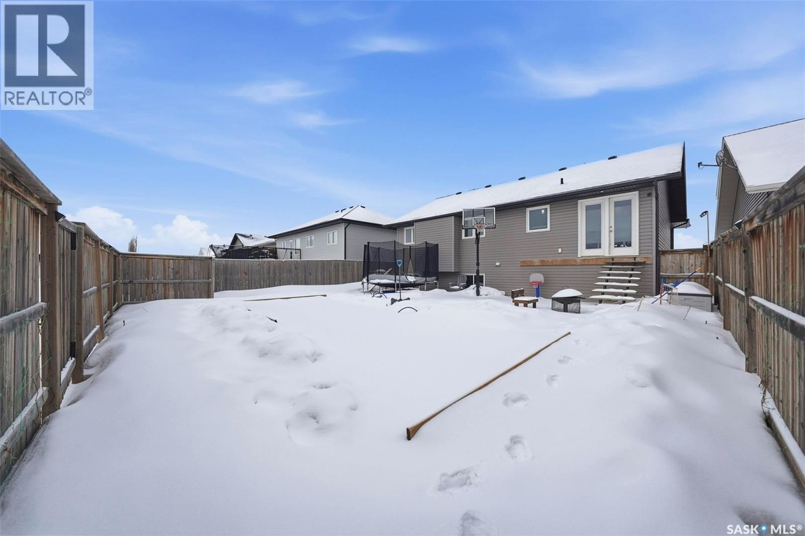536 Palmer Crescent, Warman, SK - Outdoor