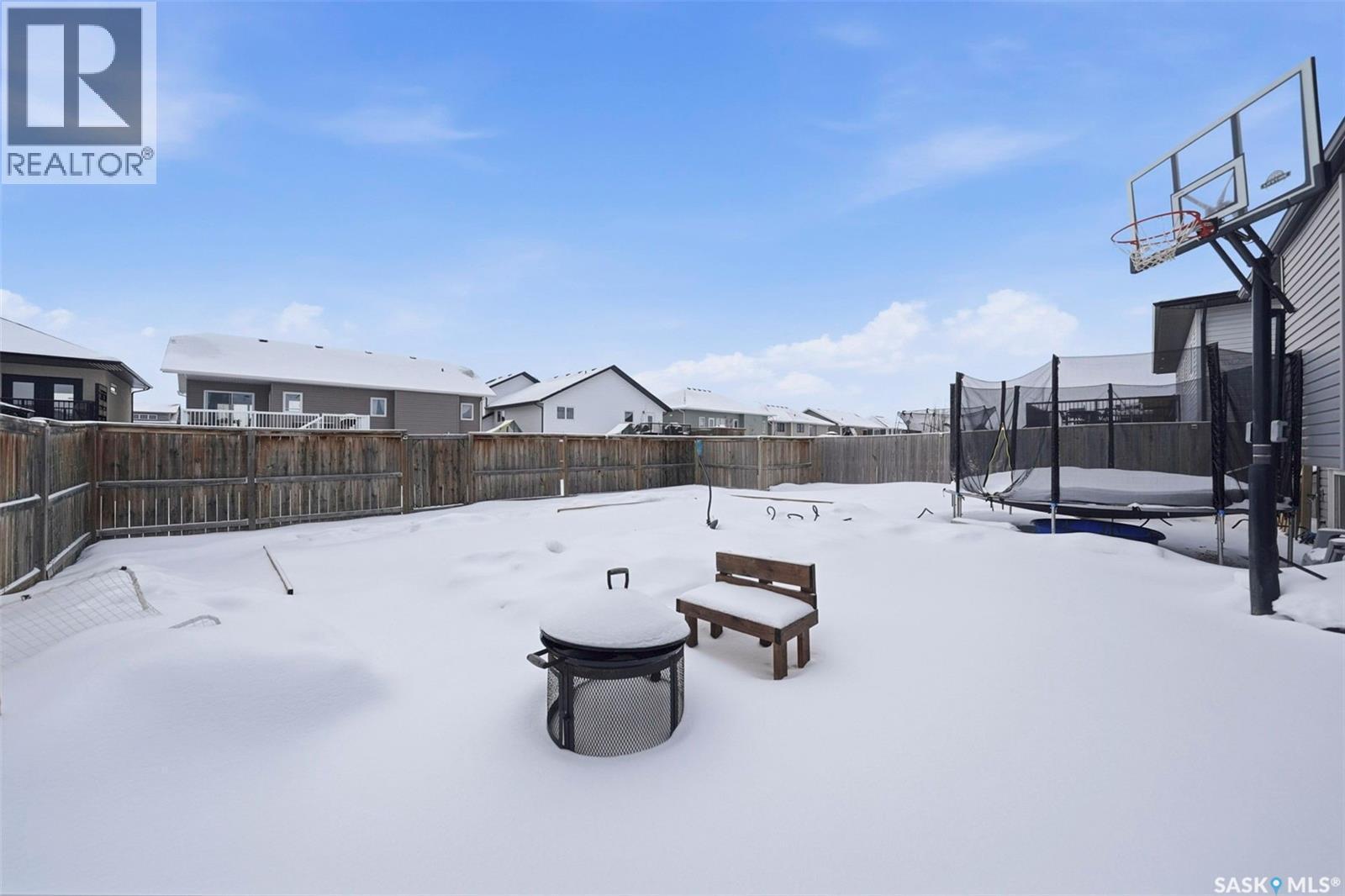 536 Palmer Crescent, Warman, SK - Outdoor