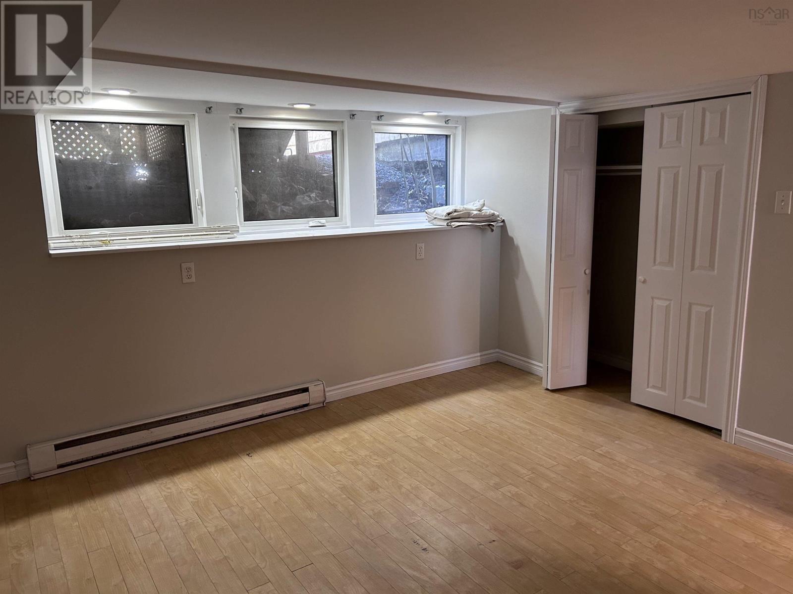 Lower level unit bedroom - 2542 Gottingen Street, Halifax, NS - Indoor Photo Showing Other Room